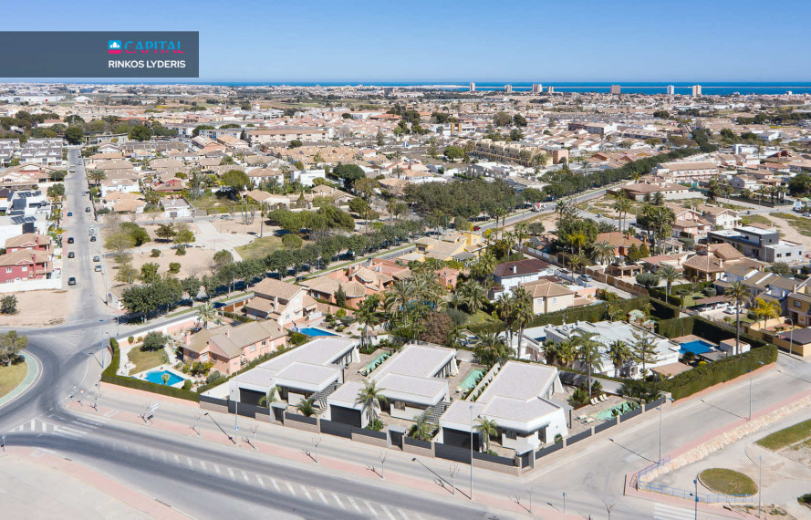 Parduodamas namas Calle Zarandona 51 , 216.00 kv.m ploto,  Floors 9
