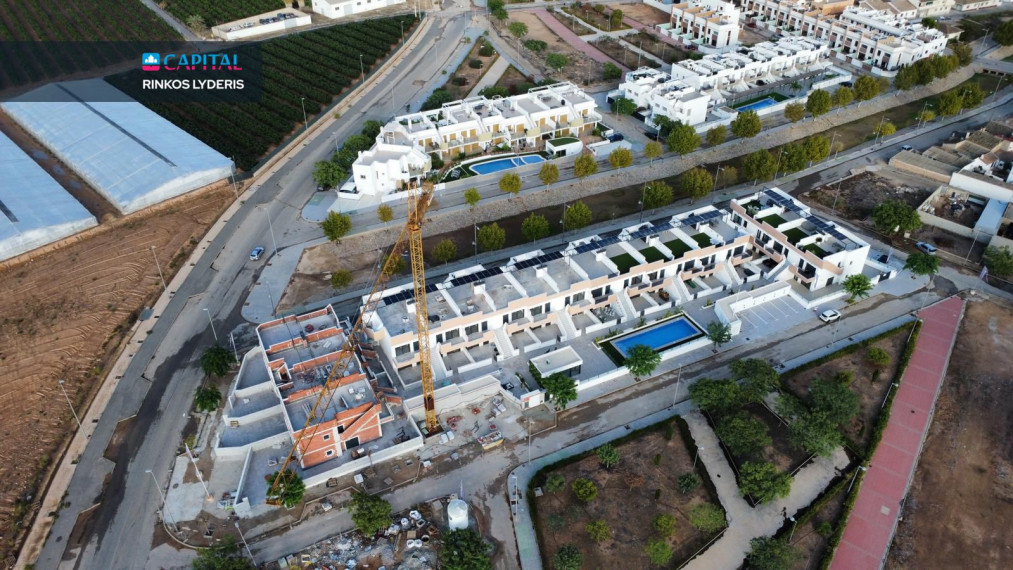 Parduodamas butas Calle Canal Tajo-Segura 9 , 96.00 kv.m ploto, 3 kambariai 5