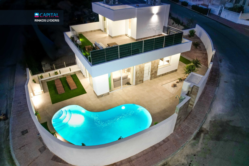 Parduodamas namas Calle Lugar Sector 236 , 189.00 kv.m ploto,  Floors 6