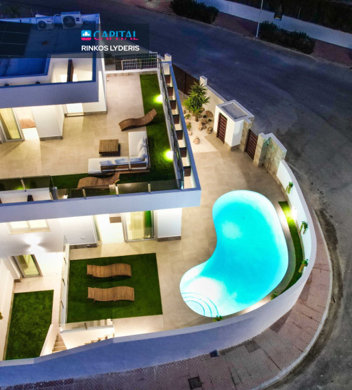 Parduodamas namas Calle Lugar Sector 236 , 189.00 kv.m ploto,  Floors 7