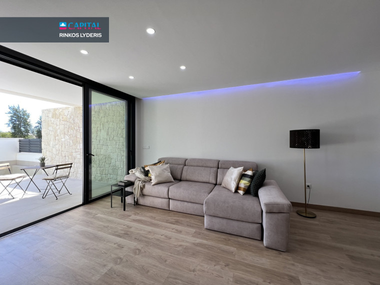 Parduodamas namas Calle Labradores 8 , 146.00 kv.m ploto,  Floors 4