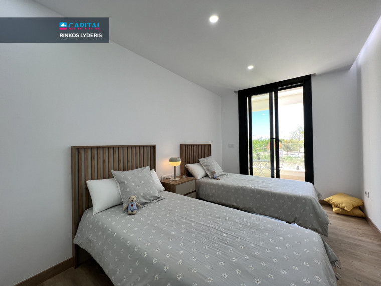 Parduodamas namas Calle Labradores 8 , 146.00 kv.m ploto,  Floors 9