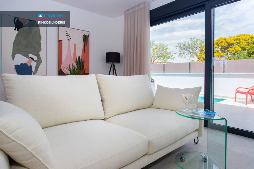 Parduodamas namas Calle Paz 4 , 111.00 kv.m ploto,  Floors 6