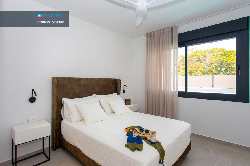 Parduodamas namas Calle Paz 4 , 111.00 kv.m ploto,  Floors 11