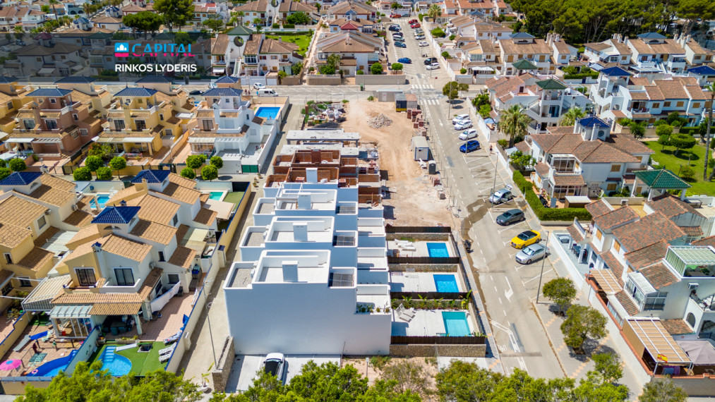 Parduodamas namas Calle Río Genil M P 21 , 264.00 kv.m ploto,  Floors 14