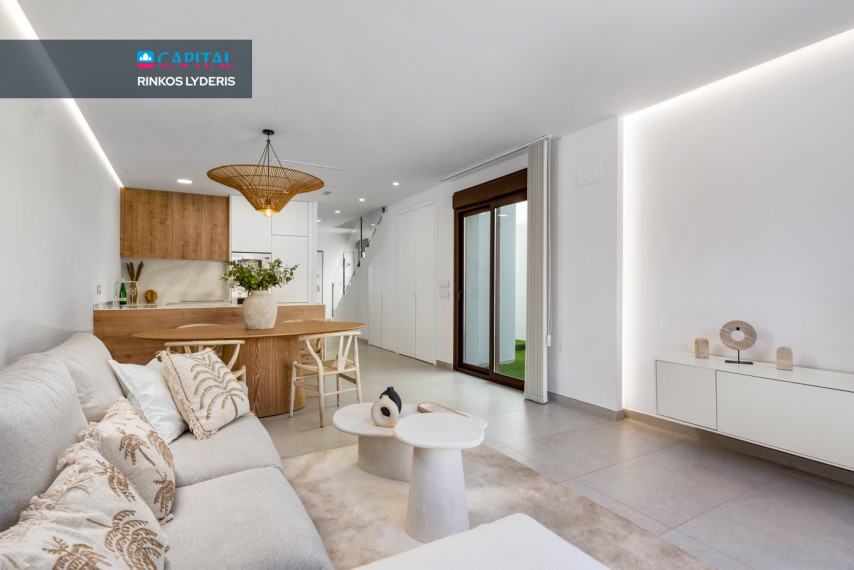 Parduodamas namas Calle Río Genil M P 21 , 264.00 kv.m ploto,  Floors 21