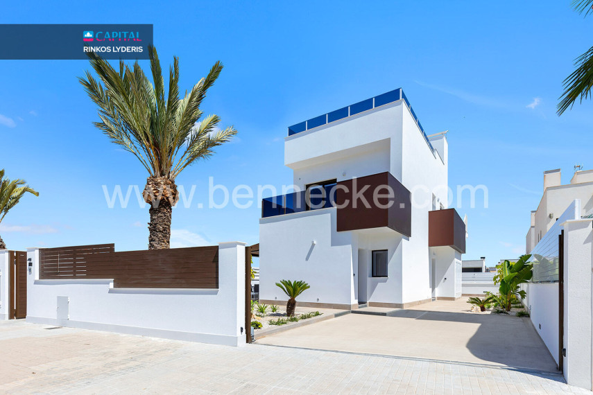 Parduodamas namas Calle Finlandia 10-2 , 168.00 kv.m ploto,  Floors 1