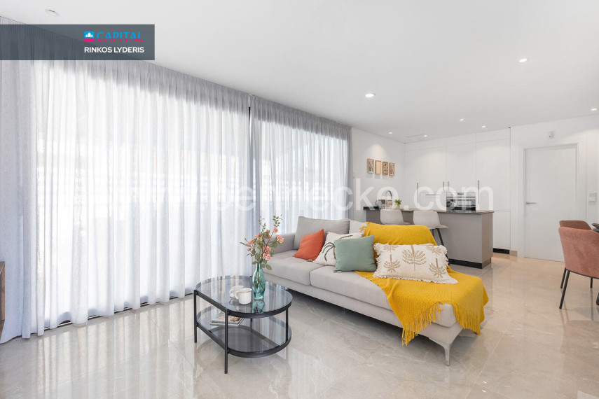 Parduodamas namas Calle Finlandia 10-2 , 168.00 kv.m ploto,  Floors 6