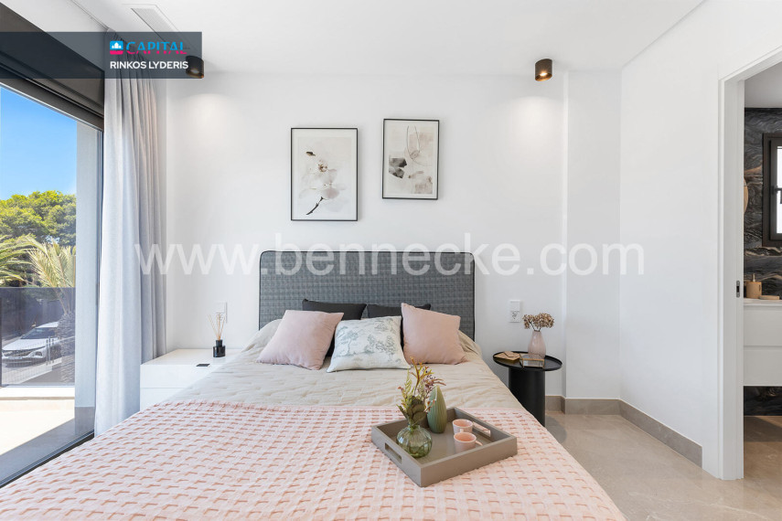 Parduodamas namas Calle Finlandia 10-2 , 168.00 kv.m ploto,  Floors 16