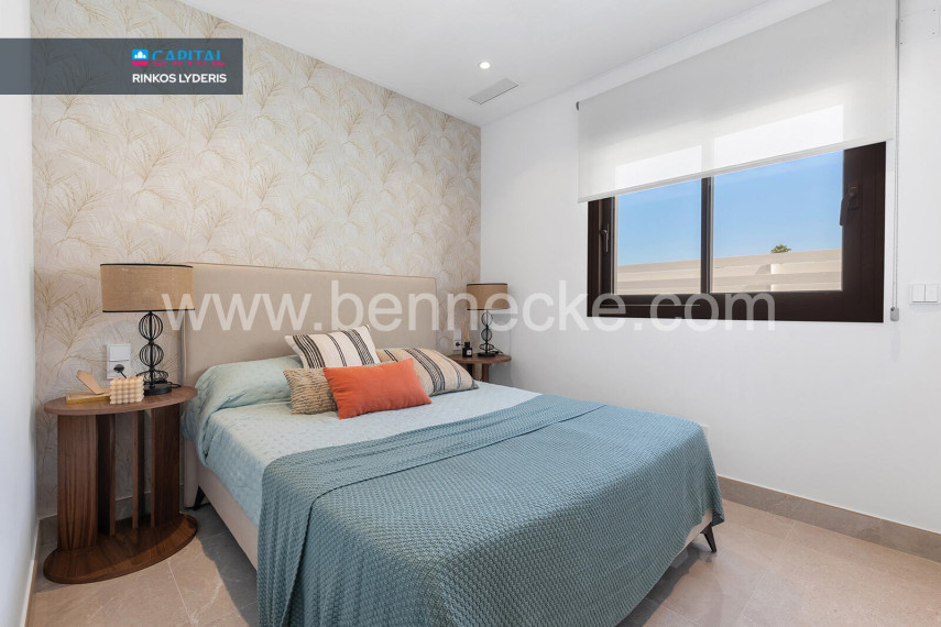 Parduodamas namas Calle Finlandia 10-2 , 168.00 kv.m ploto,  Floors 19