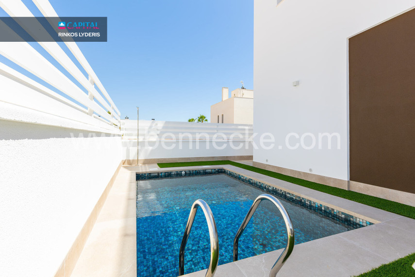 Parduodamas namas Calle Finlandia 10-2 , 168.00 kv.m ploto,  Floors 26