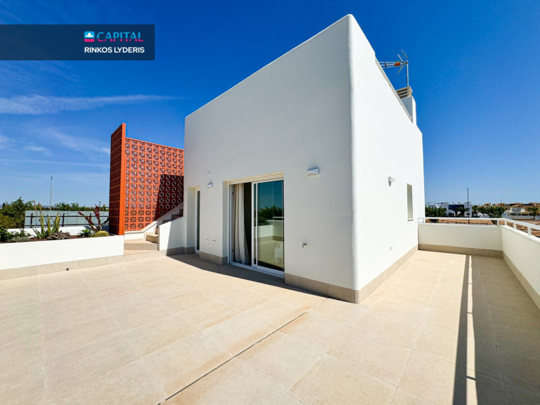 Parduodamas namas Calle Comunidad Castellano-Leonesa 21 , 137.00 kv.m ploto,  Floors 22