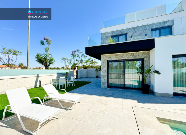 Parduodamas namas Calle Villajoyosa 11A , 219.00 kv.m ploto,  Floors 3
