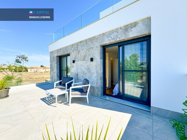 Parduodamas namas Calle Villajoyosa 11A , 219.00 kv.m ploto,  Floors 4