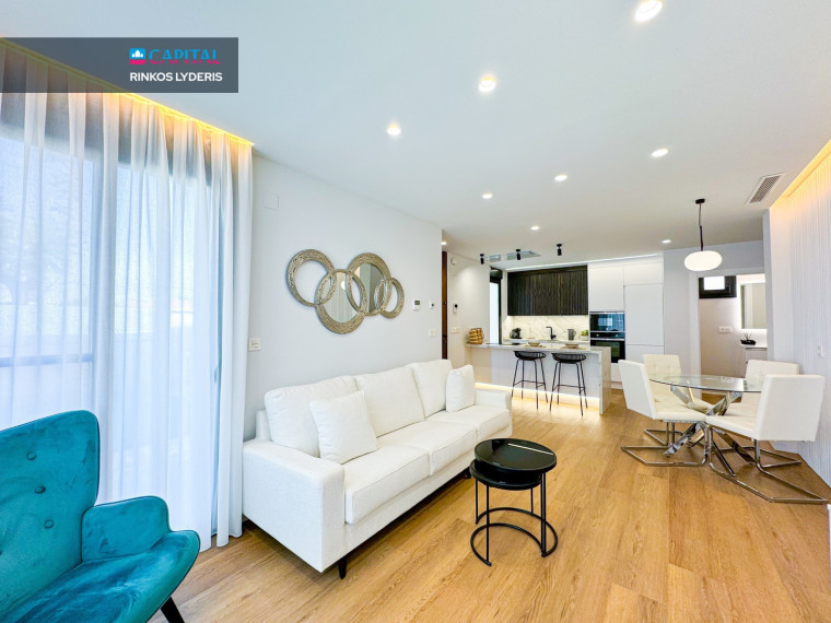 Parduodamas namas Calle Villajoyosa 11A , 219.00 kv.m ploto,  Floors 8