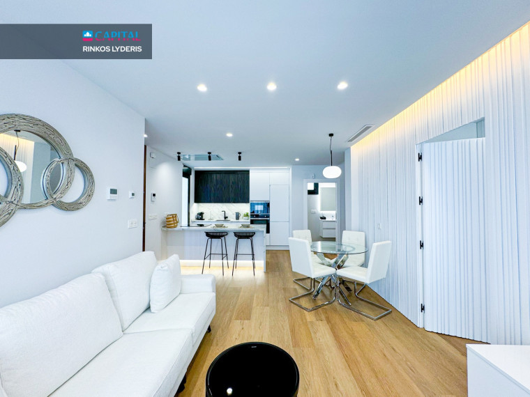 Parduodamas namas Calle Villajoyosa 11A , 219.00 kv.m ploto,  Floors 9