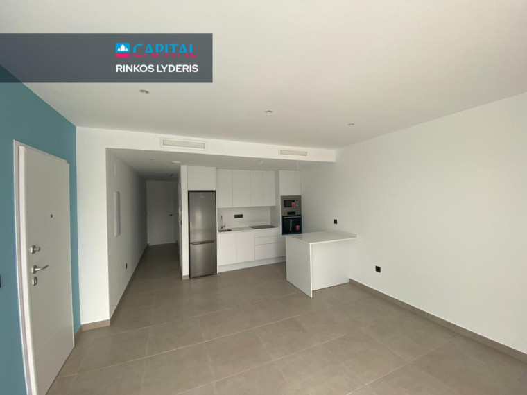 Parduodamas namas Calle Doctor Fernando de la Puente Ramos 3 , 101.00 kv.m ploto,  Floors 10