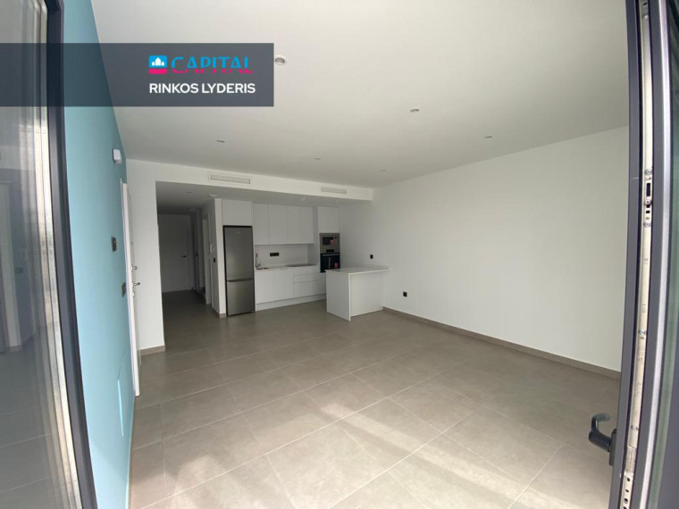 Parduodamas namas Calle Doctor Fernando de la Puente Ramos 3 , 101.00 kv.m ploto,  Floors 11