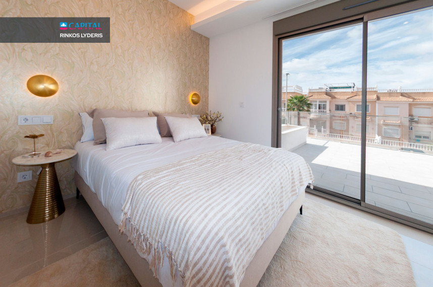 Parduodamas namas Calle Isla de Espardell 7 , 167.00 kv.m ploto,  Floors 13