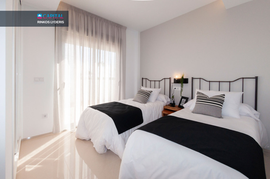 Parduodamas namas Calle Isla de Espardell 7 , 194.00 kv.m ploto,  Floors 10