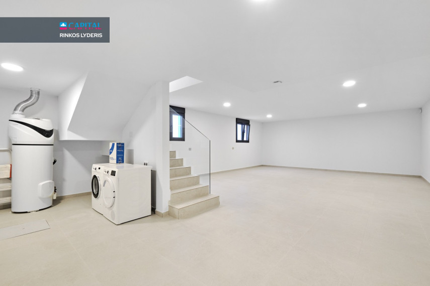Parduodamas namas Calle lo Aguirre 15 , 237.00 kv.m ploto,  Floors 20