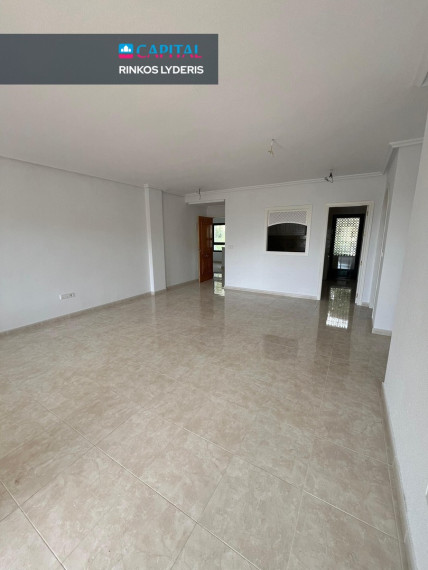 Parduodamas butas Avenida de Ibiza 30 , 142.00 kv.m ploto, 2 kambariai 6