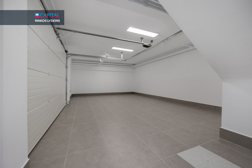 Parduodamas namas Avenida Tirso de Molina 159 , 141.00 kv.m ploto,  Floors 27