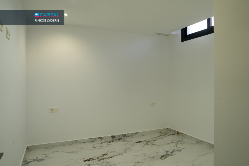 Parduodamas namas Carrer Brasil 2J , 100.00 kv.m ploto,  Floors 20