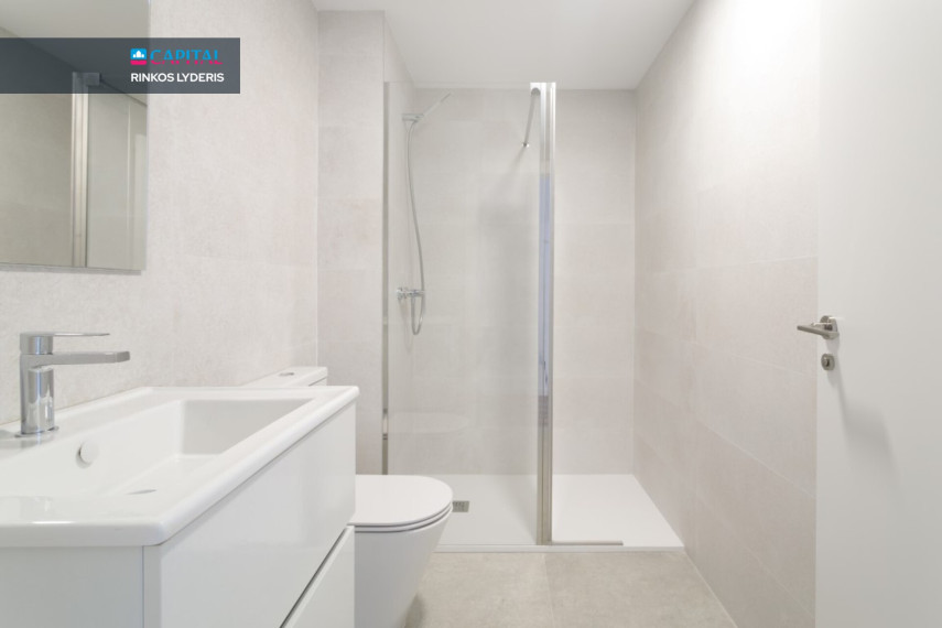 Parduodamas namas Avenida Barcelona 27 , 157.00 kv.m ploto,  Floors 23