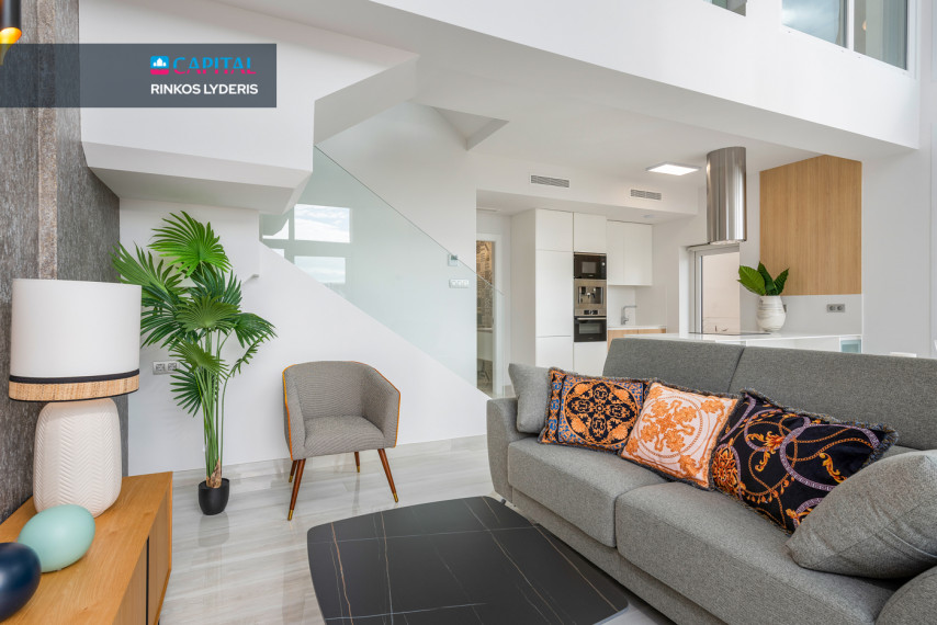 Parduodamas namas Calle Taray 34 , 116.00 kv.m ploto,  Floors 6