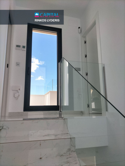 Parduodamas namas Avenida Severiano Ballesteros , 205.00 kv.m ploto,  Floors 6