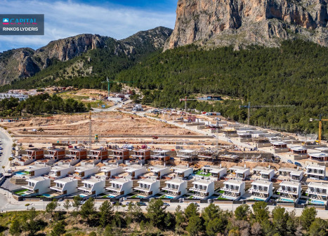 Parduodamas namas Avinguda Balcon de Ponoig 49 , 112.00 kv.m ploto, Floors Parduodamas namas Avinguda Balcon de Ponoig 49 , 112.00 kv.m ploto, Floors