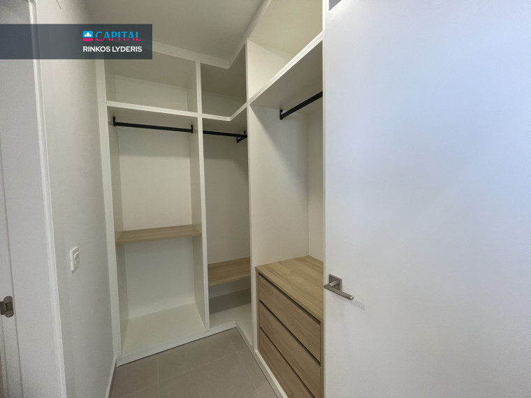 Parduodamas namas Calle Manuel Galant 1Y , 134.00 kv.m ploto,  Floors 11