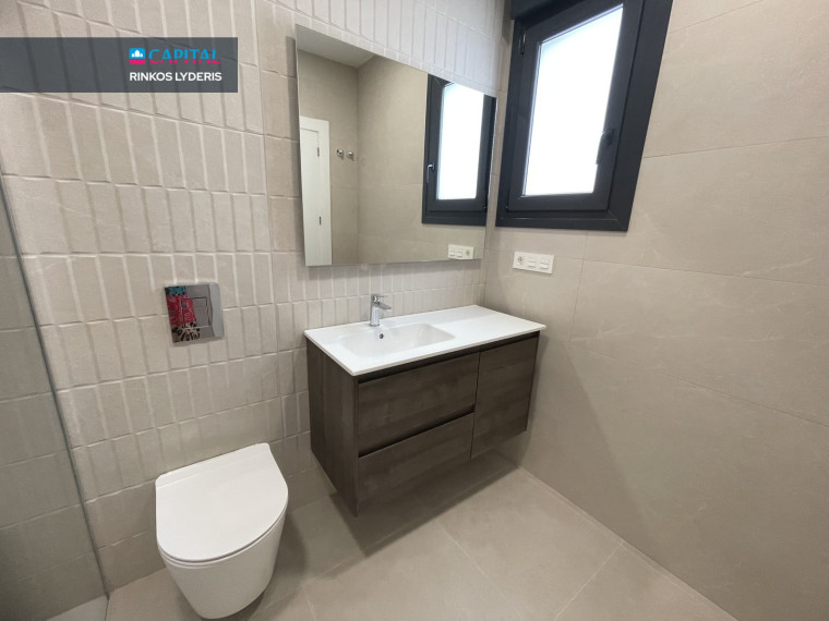 Parduodamas namas Calle Manuel Galant 1Y , 134.00 kv.m ploto,  Floors 20