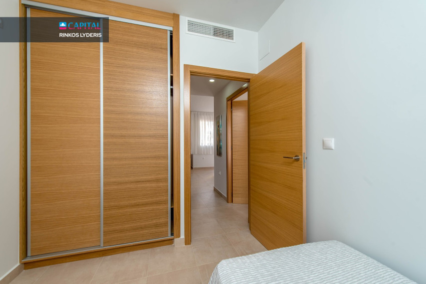 Parduodamas namas Calle 17 2 , 92.00 kv.m ploto,  Floors 1