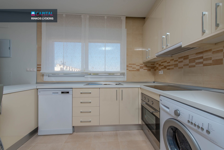 Parduodamas namas Calle 17 2 , 95.00 kv.m ploto,  Floors 5