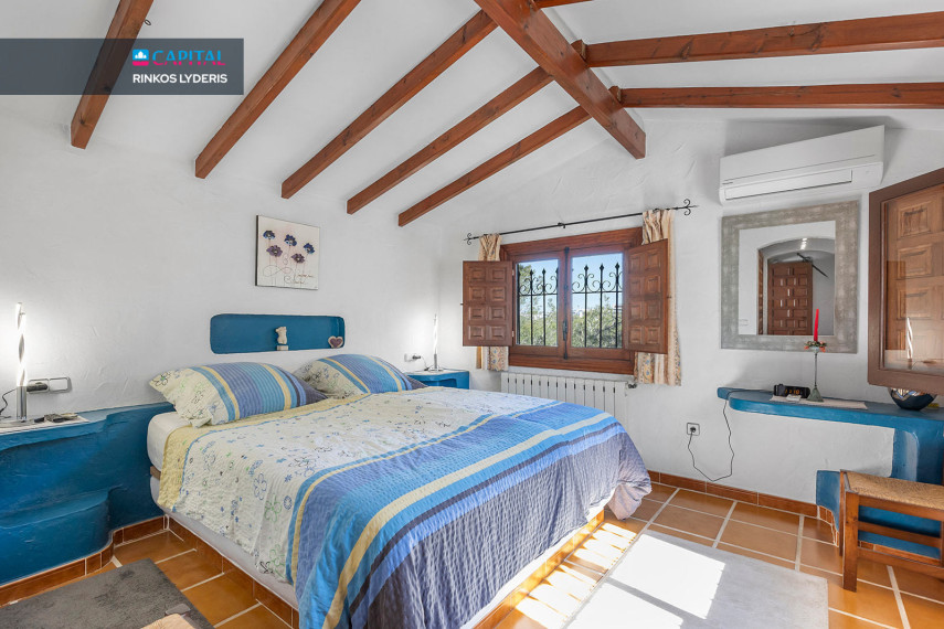 Parduodamas namas Calle Olite 12 , 133.00 kv.m ploto,  Floors 20