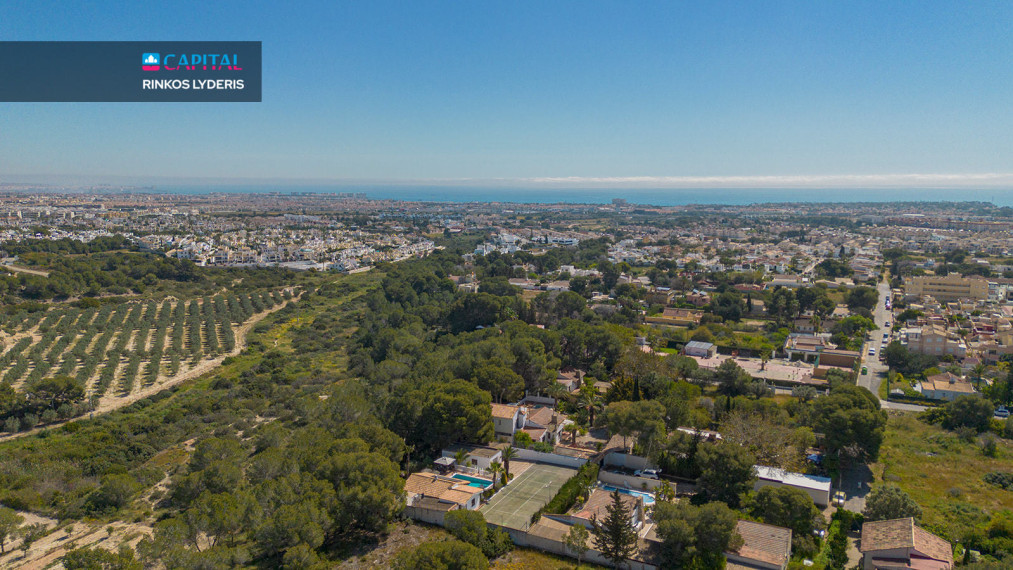 Parduodamas namas Calle Olite 12 , 133.00 kv.m ploto,  Floors 36