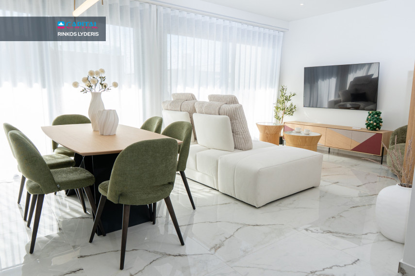 Parduodamas namas Calle Gerona 18 , 200.00 kv.m ploto,  Floors 5