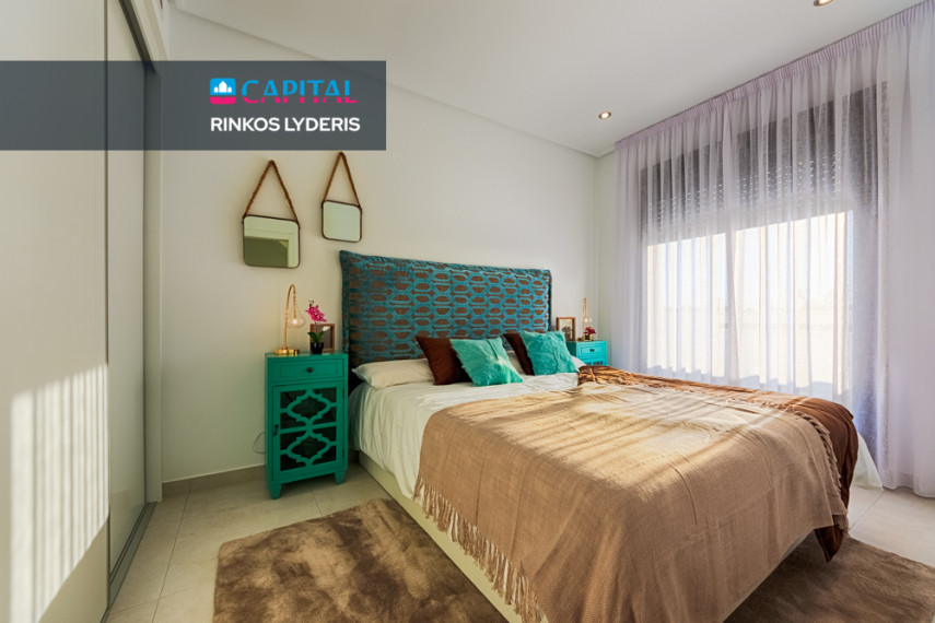 Parduodamas namas Calle Barrio Los Villenas 1250 , 107.00 kv.m ploto,  Floors 15