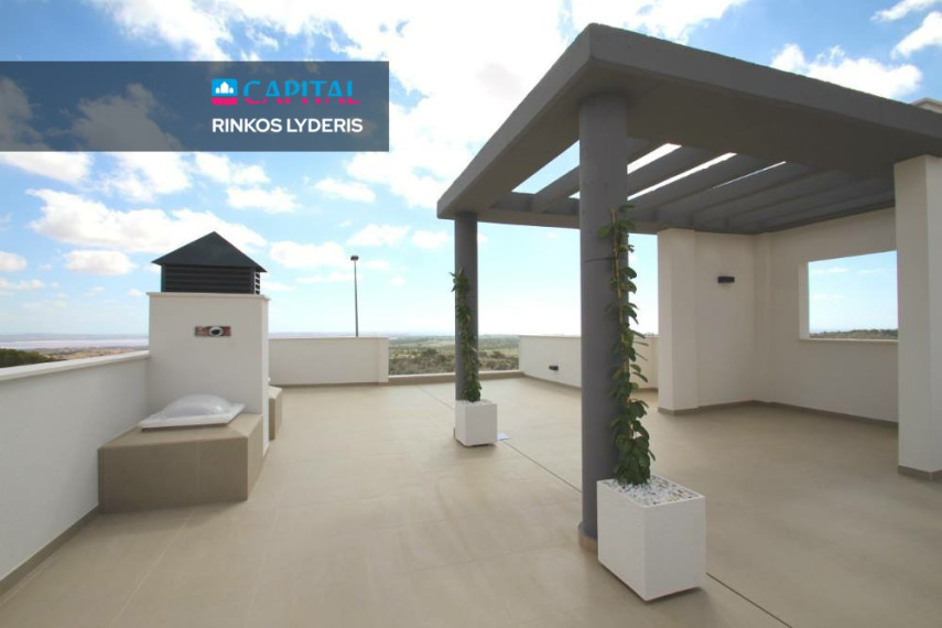 Parduodamas namas Calle los Chirrines 9 , 135.00 kv.m ploto,  Floors 15
