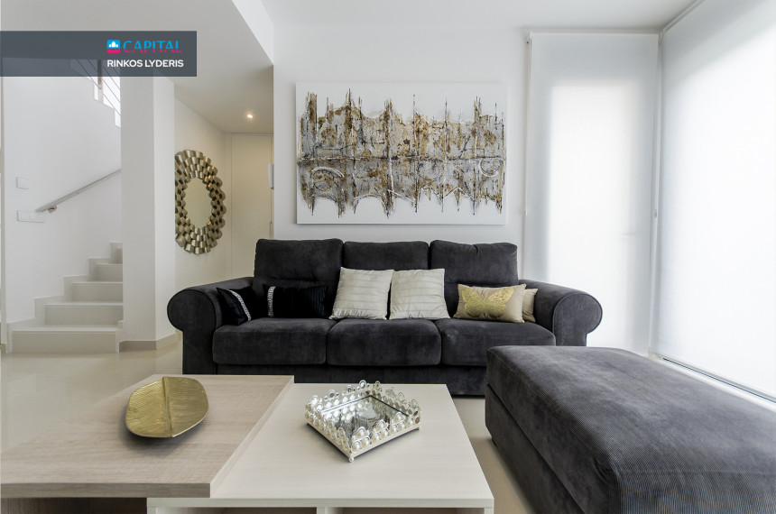 Parduodamas namas Calle los Chirrines 9 , 144.00 kv.m ploto,  Floors 14
