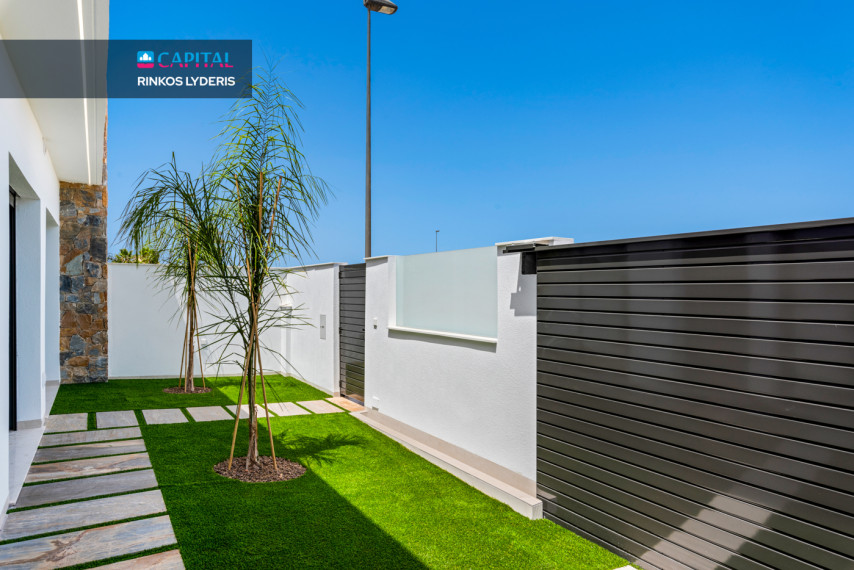 Parduodamas namas Calle 30 3 , 106.00 kv.m ploto,  Floors 5