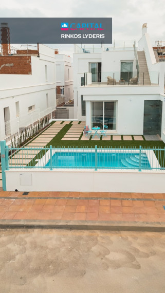 Parduodamas namas Calle 21 3 , 232.00 kv.m ploto,  Floors 4