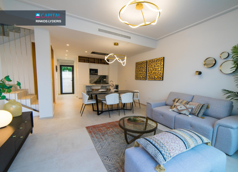Parduodamas namas Calle Almohabenos 68 , 204.00 kv.m ploto,  Floors 1