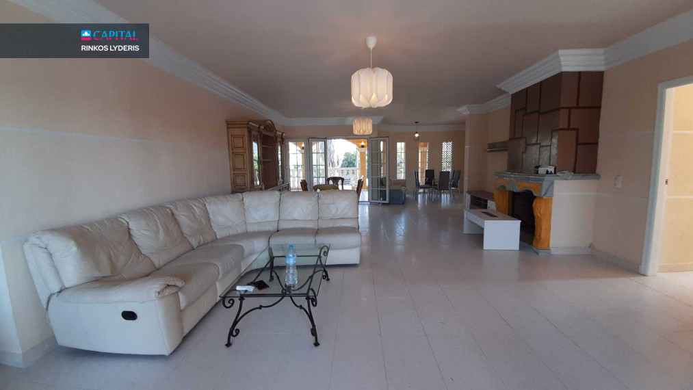 Parduodamas namas Urbanización Veneziola Golf 87 , 465.00 kv.m ploto,  Floors 42