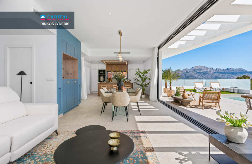 Parduodamas namas Calle Solana 13 , 307.00 kv.m ploto,  Floors 1