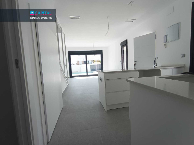 Parduodamas namas Calle Manuel de Falla 58 , 96.00 kv.m ploto,  Floors 4