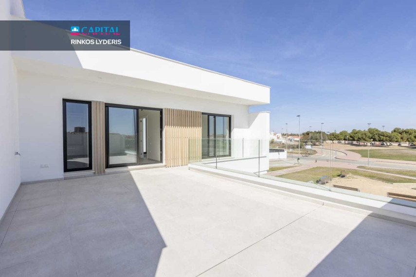 Parduodamas namas Calle Adán 46 , 127.00 kv.m ploto,  Floors 10