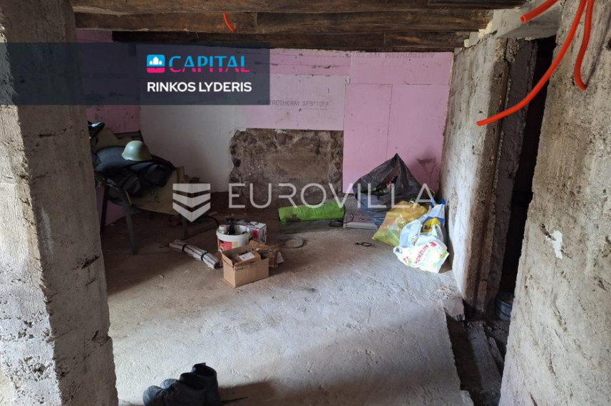 Parduodamas namas Ulica Bernardina Frankopana 7 , 180.00 kv.m ploto, 2 Floors 7